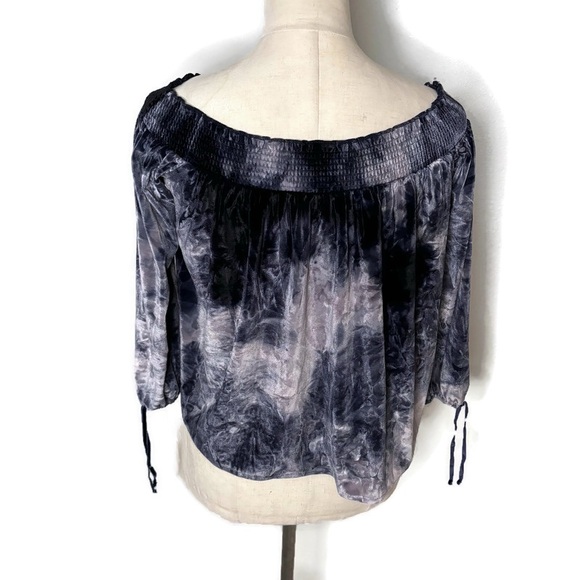 American Eagle Crushed Velvet Off Shoulder Shirt Size XS - Picture 11 of 11